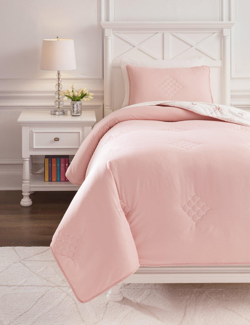 Lexann Comforter Set