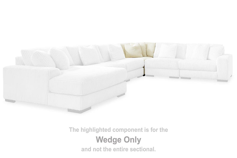 Lindyn Sectional with Chaise